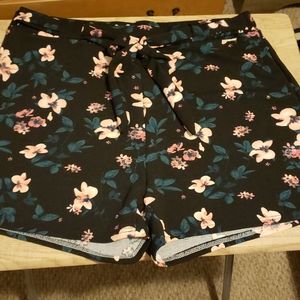 NWOT Floral Shorts